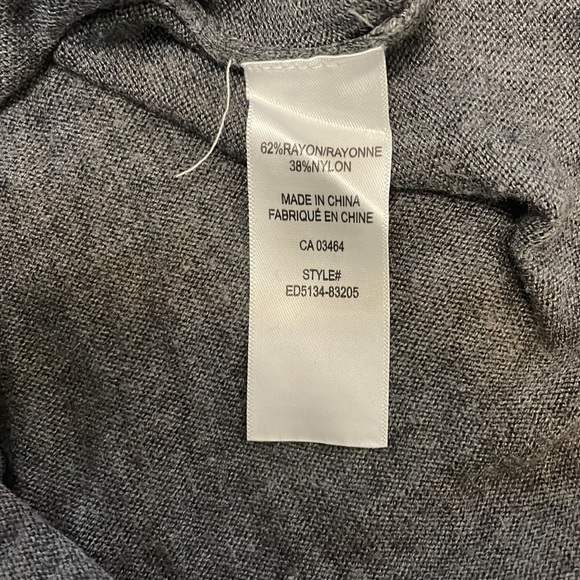 Women’s 3/4” Sleeve Sweater - Picture 5 of 5